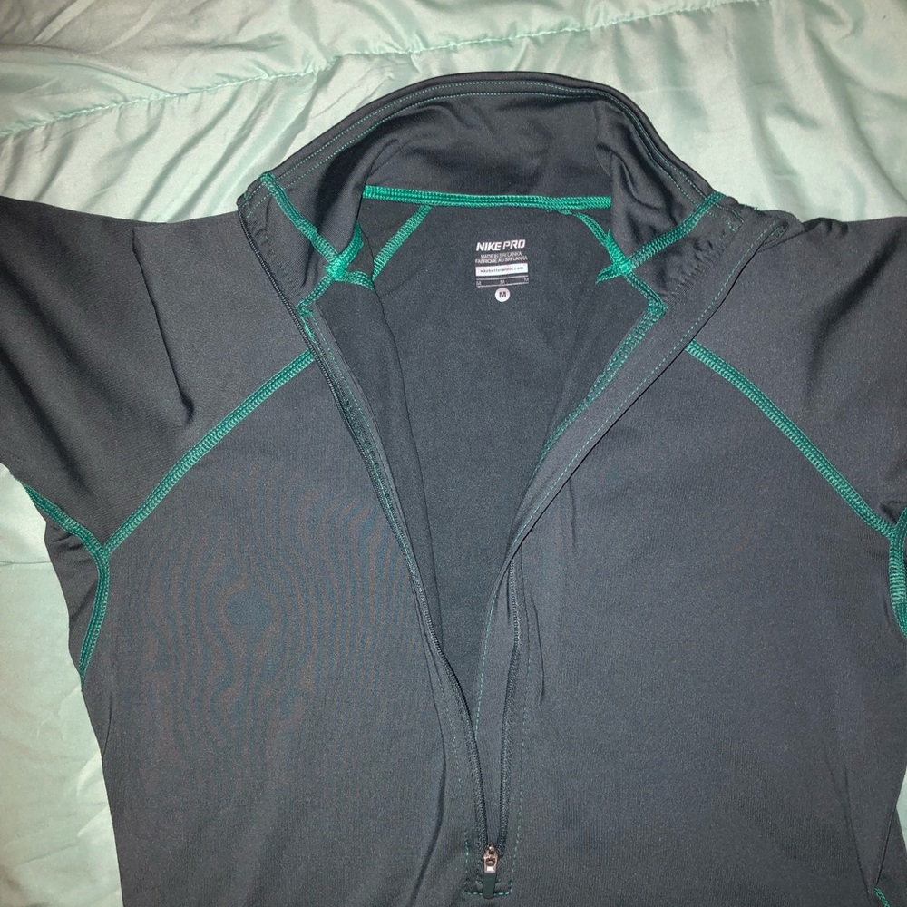 Nike Pro - Picture 3 of 3